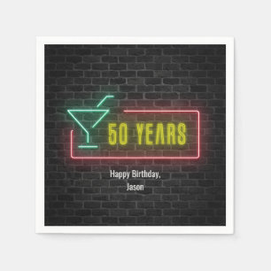 50. Geburtstag Neon-Schild an Backsteinwand Serviette