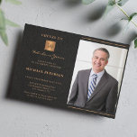 50. Geburtstag schwarzes goldenes Foto Einladung<br><div class="desc">Luxuriöses modernes Foto aus Schwarz und Kupfergold personalisierte Geburtstagsparty lädt zu 50 fabelhaften Jahren Einladung mit bearbeitbarem Zeitalter,  einem goldenen Glitzer Platz und Ledertextur-Look (PRINTED).</div>