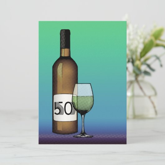 50. Geburtstag: Weinflasche und Glas Einladung (Stehend Vorderseite)
