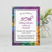 50. Geburtstagsfeier Abstrakte Lila Custom Einladung (Stehend Vorderseite)