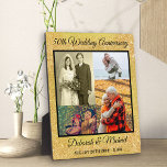 50. Goldenes Hochzeitstag 4 Foto Fotoplatte<br><div class="desc">Custom 50. Golden Wedding Anniversary Foto-Plakette. Erstellen Sie Ihr eigenes einzigartiges Werk, indem Sie 4 Ihrer bevorzugten Fotos aus den letzten 50 Jahren hochladen. Dieses elegante, moderne Design ist in Gold und Schwarz gehalten, mit einem goldenen Glitzer und einem strukturierten Effekt. Ihre Bilder sind in schwarzem Set und gerahmt mit...</div>