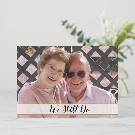 50. Hochzeitsfeier wir noch immer Foto Einladung (Stehend Vorderseite)