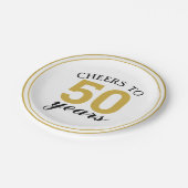 50. Hochzeitstag Gold jubelt bis 50 Jahre Pappteller (Schrägansicht)