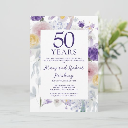 50. Hochzeitstag Lila Pink Floral Einladung (Stehend Vorderseite)