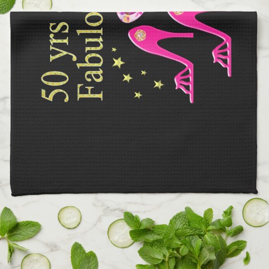 50 JAHRE ALT UND EIN SCHÖNES DIVA-DESIGN GESCHIRRTUCH (Gefaltet)