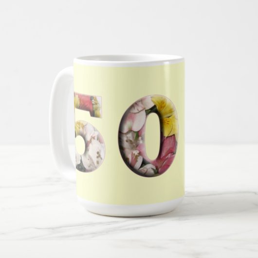 50. Meilensteine Blumendesign Anpassbare Tasse (Vorderseite Links)