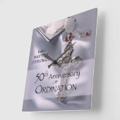 50. Name-Klassifikations-JahrestagChalice Quadratische Wanduhr (Winkel)