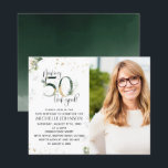 50 sehen gut aus Gold Foto Geburtstagseinladung<br><div class="desc">50 zu werden ist eine unglaubliche Leistung und es verdient, im Stil gefeiert zu werden! Das Making 50 Look Good Gold Green Botanical Foto Birthday Einladung ist der perfekte Weg, um genau das zu tun. Dieses elegante, moderne Interieur besticht durch ein wunderschönes botanisches Design mit grünen Aquarellen und vergoldeten Folienplätzen...</div>