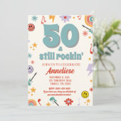 50 & Still Rockin’ Retro Music Themed Geburtstag Einladung (Stehend Vorderseite)