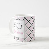 50 und fabelhafter rosa Geburtstag Kaffeetasse (Vorderseite Links)