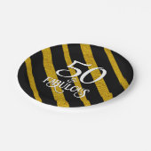 50 und Fabulous Black and Gold Pappteller (Schrägansicht)