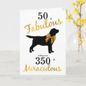 50 und Fabulous- Black Labrador Geburtstag Funny D Karte (Gelbe Blume)
