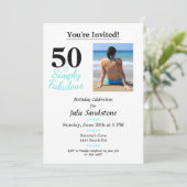 50 und Fabulous Foto Geburtstag Niedlich Einladung (Stehend Vorderseite)