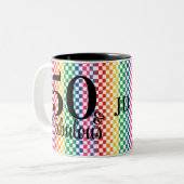 50 und Fabulous Rainbow Checkered Nurse Tasse (Vorderseite Links)
