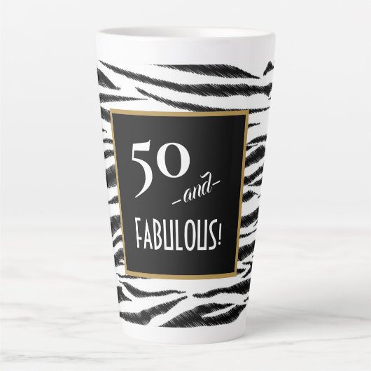 50 und FABULOUS Zebra Print Retro Menu Board Milchtasse (Vorderseite)