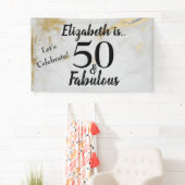 50 und prächtiger goldgrauer Marmor mit schwarzem Banner (Insitu)