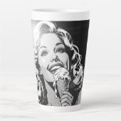 50er BW-Grafik-Comic-Stil Eiscreme-Blondine Milchtasse (Vorderseite)