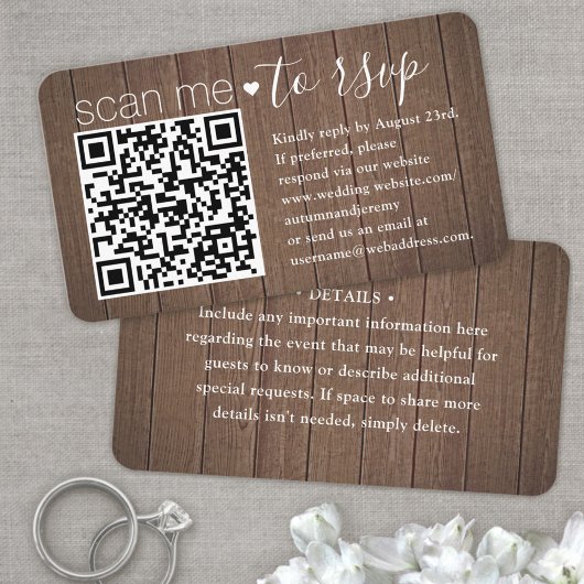 50er Pack Scan Me QR RSVP braunes Kunstholz-Einsch Visitenkarte