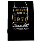 50th Birthday 1976 Add Name Legend Black Gold Mittlere Geschenktüte (Vorderseite)