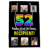 52. Geburtstag: Regenbogen "52", kundenspezifische Mittlere Geschenktüte (Vorderseite)