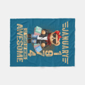 52 Year Old January 1974 Teddy Bear 52nd Birthday Fleecedecke (Vorderseite (Horizontal))