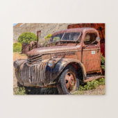 5592-Vintages Rusty Old Truck Puzzle (Horizontal)
