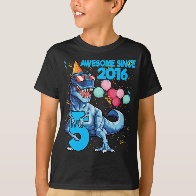 5. Geburtstag Phantastisch seit 2016 Dinosaurier T-Shirt (Vorderseite)