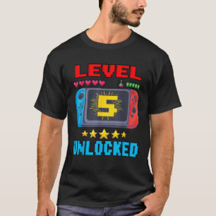5. Geburtstagskleidung Stufe 5 Entsperrte Videospi T-Shirt