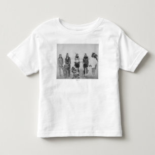 5 Gras-Tanz-indische Kriegers-Fotografie Kleinkind T-shirt