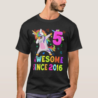 5 Jahre alt, 5. Geburtstag Einhorn Phantastisch T-Shirt