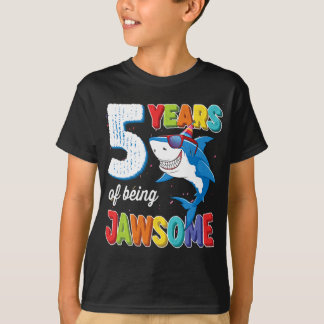 5 Jahre alte Jungen Kinder JägerEinige Haie 5. Geb T-Shirt