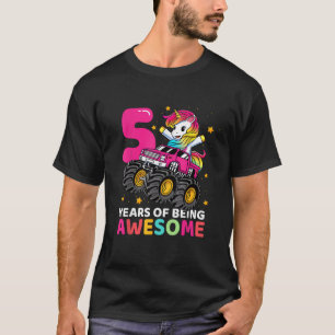 5-jähriges Einhorn fährt auf Monstertruck zum 5. G T-Shirt