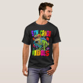 5. Klasse Vibes Dinosaurier Zurück zur Schule T-Shirt (Vorne ganz)