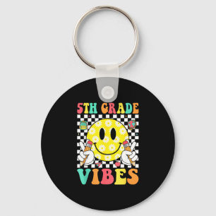 5. Klasse Vibes Retro-Lächeln Gesicht Lehrer Kinde Schlüsselanhänger
