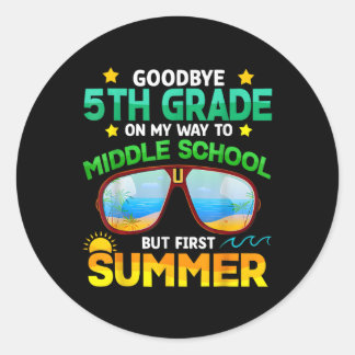 5. Klasse Weg zur Mittelschule im ersten Sommer Runder Aufkleber
