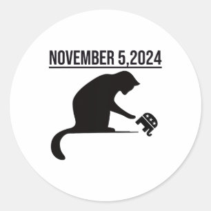 5. November 2024 Die Rache der Katzen Ladys Katzen Runder Aufkleber