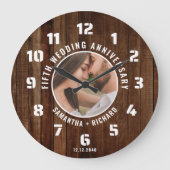 5th Wedding Anniversary Photo Rustic Pallet Wood   Große Wanduhr (Vorderseite)