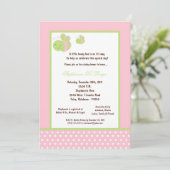 5x7 Light Pink Honey Bee Baby Shower Einladung (Stehend Vorderseite)