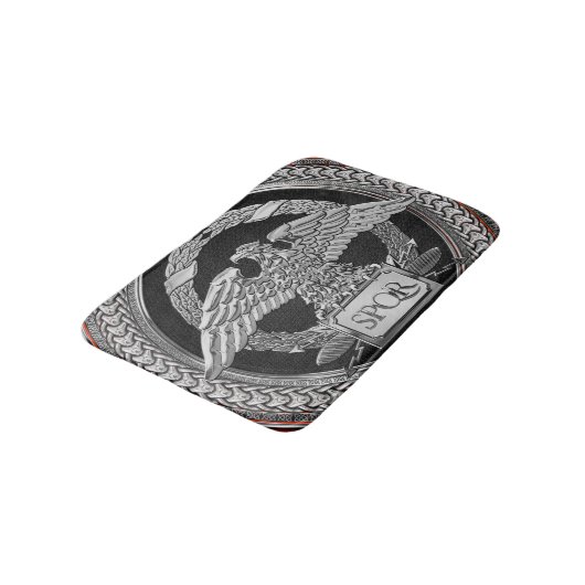 [600] Silver Roman Kaiseradler über Medallion Badematte (Schrägansicht)