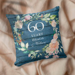 60. Diamond Wedding Anniversary Rustic Floral Kissen<br><div class="desc">Dieses elegante,  botanische Kissen aus dem 60. Geburtstag des Geburtstages kann mit Ihren Jubiläums-Informationen in elegantem Text personalisiert werden. Freuen Sie sich auf eine zarte Aquarellgarage mit blauen,  rustikalen Holzpaneelen. Entwickelt von Thisisnotme©</div>