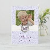 60. Geburtstag Foto Einladungen Lavender Damask (Stehend Vorderseite)