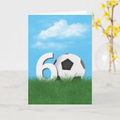 60. Geburtstag Fußball-Ball in Grüngras Karte (Gelbe Blume)