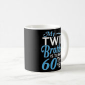 60. Geburtstag von Zwillingsbrüdern Kaffeetasse (VorderseiteRechts)