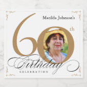 60. Geburtstag Weißgoldkalligrafie Custom Foto Schaumweinetikett (Einzelnes Label)