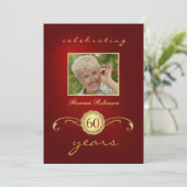 60. Geburtstagseinladungen - Red & Gold Monogram Einladung (Stehend Vorderseite)