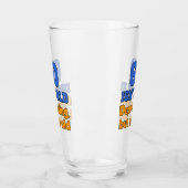 60 Ist nicht alt, nur das Glas zu verdrücken (Links)