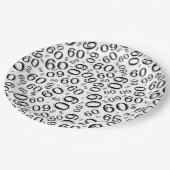 60. Party Random Number Pattern Schwarz/Weiß Pappteller (Schrägansicht)