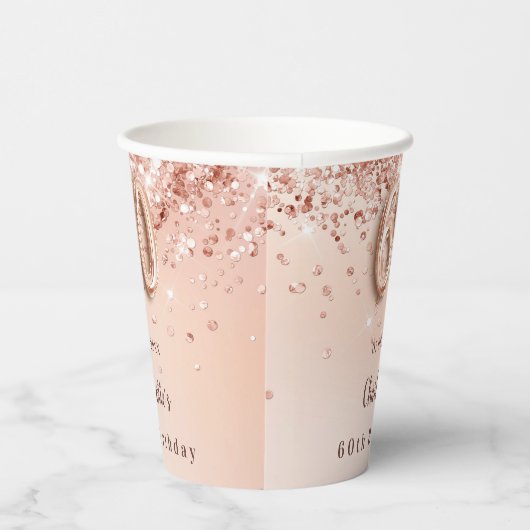 60. Rose Gold Glitzer Monogramm Name Pappbecher (Rechts)