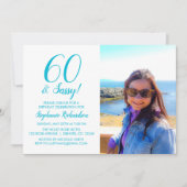 60 und Sassy Ocean Blue Aquamarin Name Foto Geburt Einladung (Vorderseite)