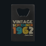 60th Birthday Vintage September 1962 Limited Edtn. Geldbeutel Flaschenöffner<br><div class="desc">60th Birthday Vintage September 1962 Limited Edtn.</div>